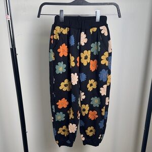 Kumai Kids Floral Black Sweatpants Size 140